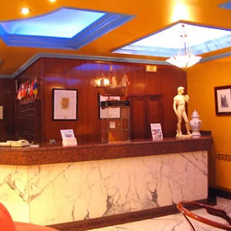 Hotel Isabel 2*