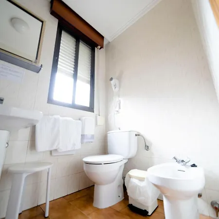 Ξενοδοχείο Isabel 2*