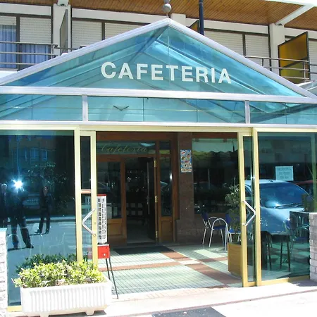 Isabel Hotel 2*