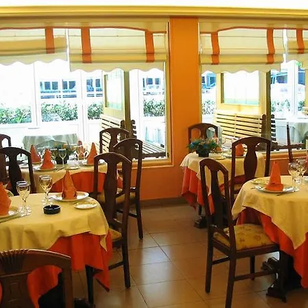 Isabel Hotel 2*